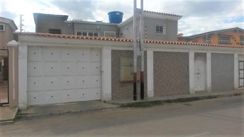 Se Vende Casa Residencia San Miguel Arcangel
