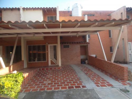 Sky Group vende Town  House en San Diego 