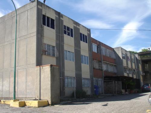 SE VENDE APARTAMENTO EN LA MORA