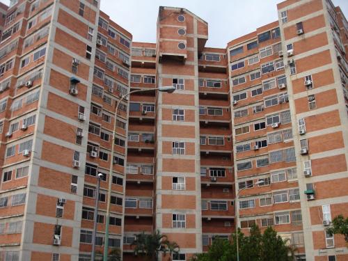 SE VENDE APARTAMENTO REMODELADO RES EL MIRADOR