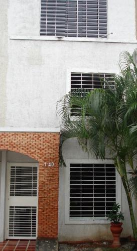 MIBELLACASA.COM VENDE CASA EN TARABANA 