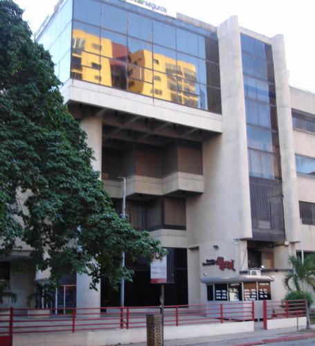 SE VENDE OFICINA O CONSULTORIO EN EL PARRAL