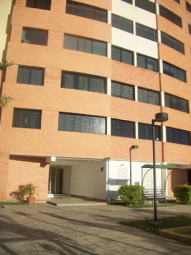 SKY GROUP Vende un Magnifico Apartamento en Mañongo, Valencia, Edo. Carabobo 