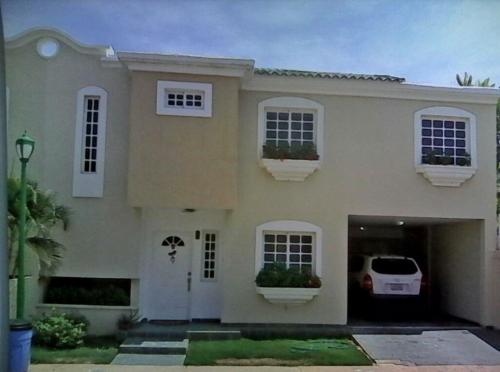  Casa Venta Maracaibo Alameda Country Fuerzas Armadas 28feb18