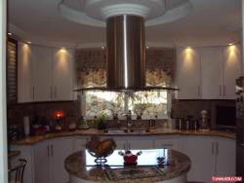 Vendo Casa Villa San Diego Country Club 476 mts2, 4 hab, 5 baños, 4 puestos, mármol en toda la casa, family room, cocina empotrada, a/a en todos los a
