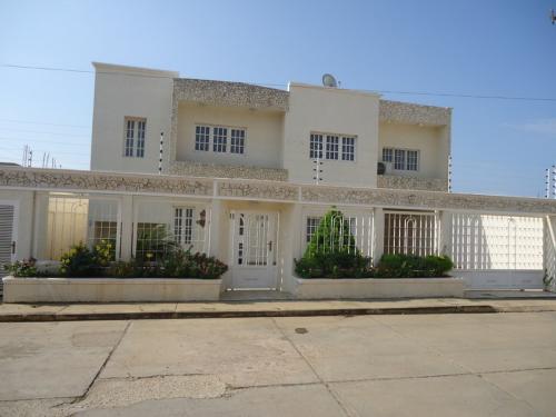 SuEspacio Bienes Raíces, C.A. Alquila Casa - Ciudad Ojeda