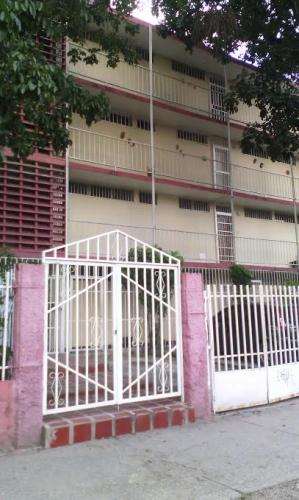 Apartamento en Venta. Caña de Azúcar. Maracay