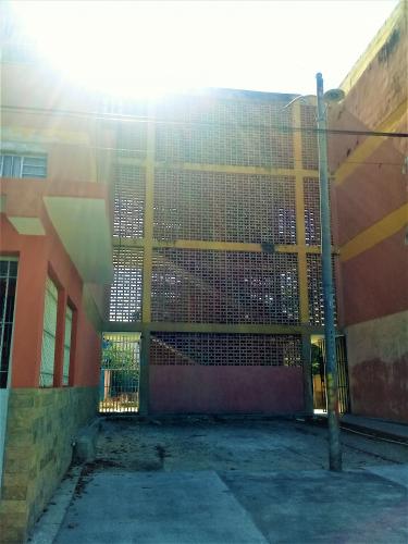 ACOGEDOR Y AMPLIO APARTAMENTO DE 83M2 EN URB LA ISABELICA, VALENCIA