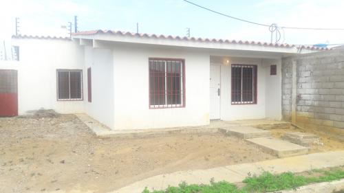 EN VENTA CASA EN LA URB. VILLA DEL MAR