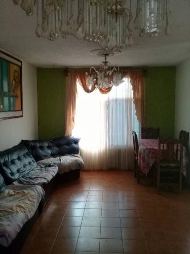 bello apartamento en La Urbanización La Pradera, 3 hab. 2 baños 83m2 de construcción 