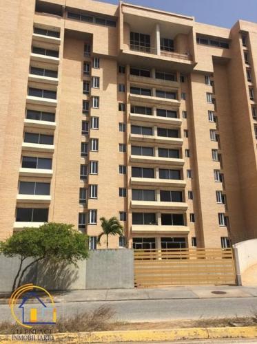 TEI, VENDE APARTAMENTO EN RES. PUNTA REAL