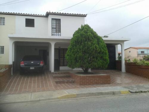 espectacular townhouse en urb privado