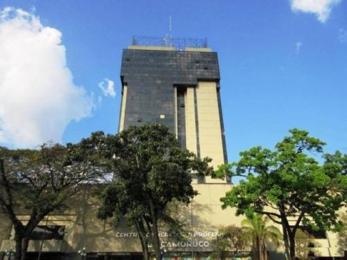 Local Comercial En Venta C.C y Profesional Camoruco Municipio Valencia