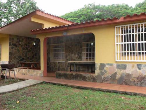 Finca 4400 m2 en Hacienda Sabana del Medio, Municipio Libertador
