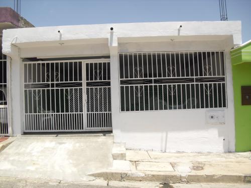 Casa 56 mt2 en Lomas de La Esmeralda San Diego