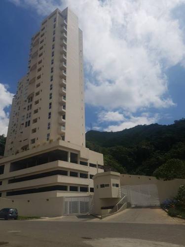 en venta apartamento en mañongo valencia