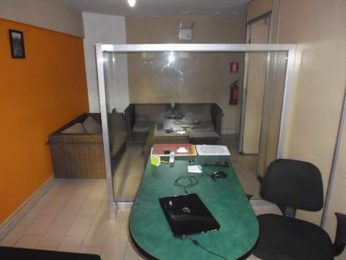 Oportunidad de inversión en local para oficina.