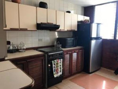 ¿BUSCA COMPRAR APART EN LA TAGRO? TE LO TENGO MLS188974. LLAMA YA!