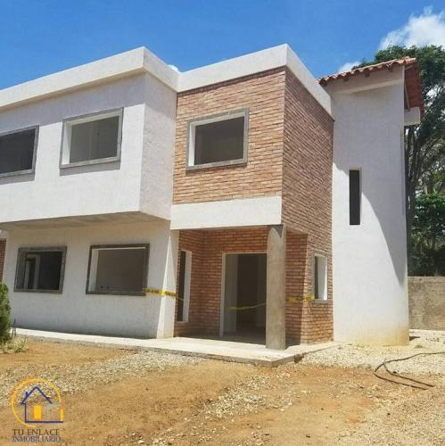TEI, VENDE TOWN HOUSE EN VILLAS DE GUADALUPE