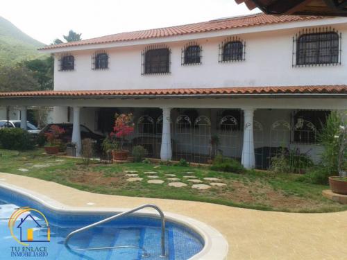 TEI, VENDE CASA EN EL SALDO