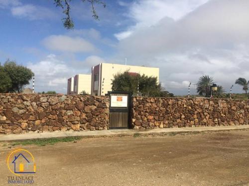 TEI, ALQUILA POSADA EN EL YAQUE