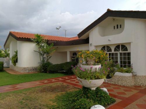 SuEspacio Bienes Raíces, C.A. Vende Casa en Sector Las Morochas