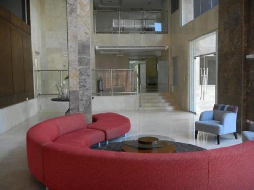 ¿BUSCA VIVIR AL ESTILO GRANDE LIGAS?, TE VENDO EXCLUSIVO APART EN EL MILAGRO, LLAMA YA!!