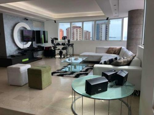 SE ESTRENA EN EL MERCADO. APART EN EL MILAGRO MLS10727. LLAMA YA