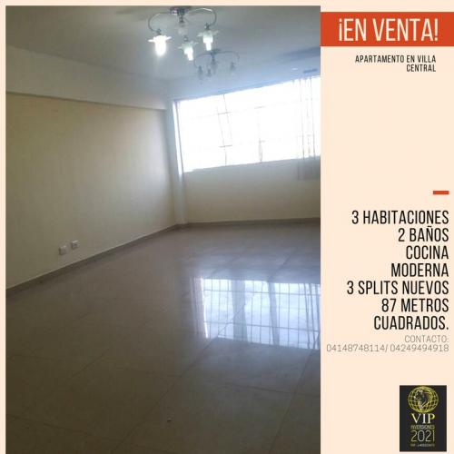 En Venta Apartamento en el Conjunto Residencial La Ceiba, Villa Central