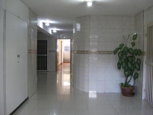 Apartamento en Venta Urb. Calicanto, Maracay hecc 18-6811