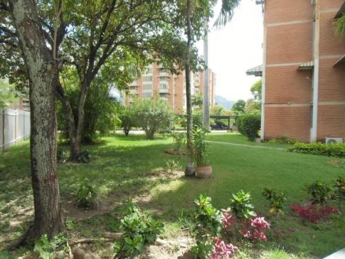 Apartamento en Venta en San Jacinto, Maracay hecc 18-