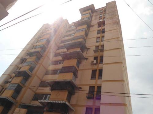 Apartamento en Venta en Maracay, Los Caobos hecc 18-4214