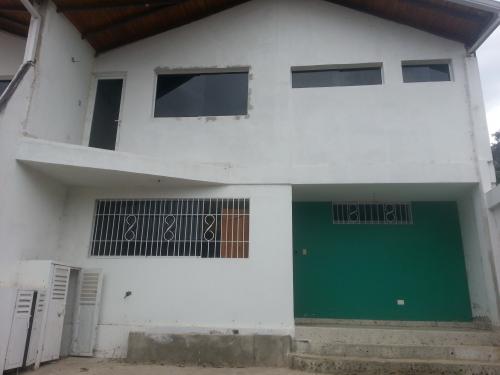 SE VENDE CASA NUEVA A ESTRENAR  EN TUCAPE SECTOR SAN RAFAEL 