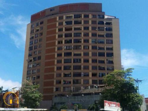 TEI, VENDE APARTAMENTO EN RES. UNIÓN