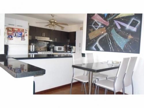 *Apartamento en Venta Residencia La Lago*