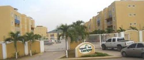 ALQUILO APTO. EN RESID. PARQUE GUARAGUAO, EN GUANTA