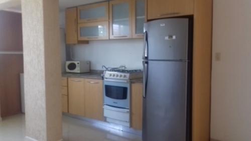 Alquilo cómodo apartamento