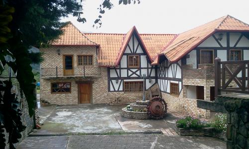 Hermosa Casa en la Colonia Tovar