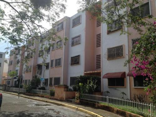 APartamento en Venta Urbanizacion La Haciendita- Cagua ZP18-8221