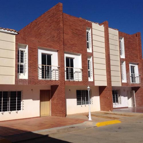 Venta Casa Maracaibo Villa La Milagrosa