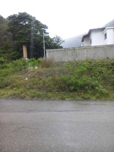 271MTS2 DE TERRENO EN ZONA EXCLUSIVA DE VALERA