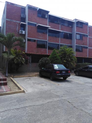 Venta de apartamento de 85m² con Agua Permanentemente en Residencia Colina Alta, Guarenas
