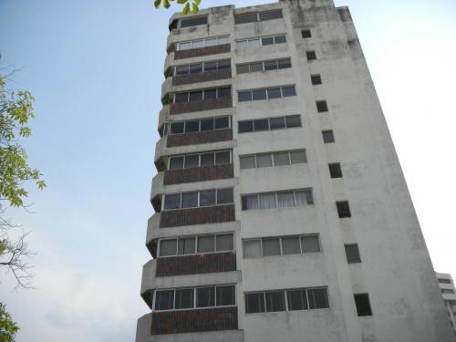 TE VENDO APART. EN LA LAGO. LLAMA YA.