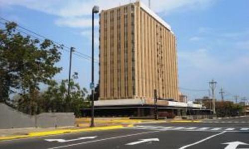 AMIGO(A) EMPRESARIO.TE ALQUILO LOCAL COMERCIAL  EN LA AV 5 DE JULIO LLAMA YA!!