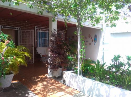 se vende casa amoblada en la calle garcía (cumaná)