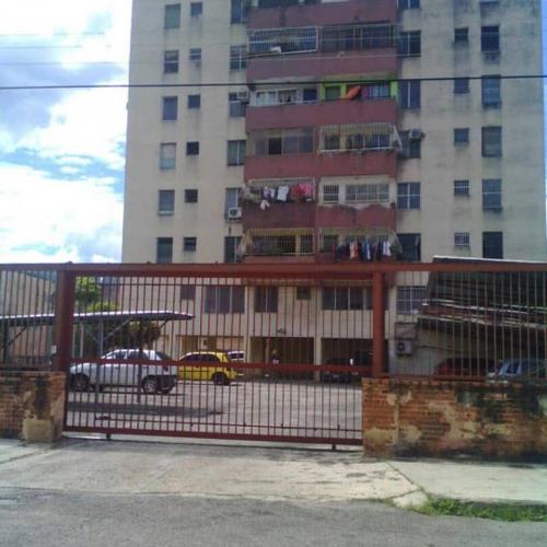 APARTAMENTO EN NAGUANAGUA. EXCELENTE UBICACIÓN.