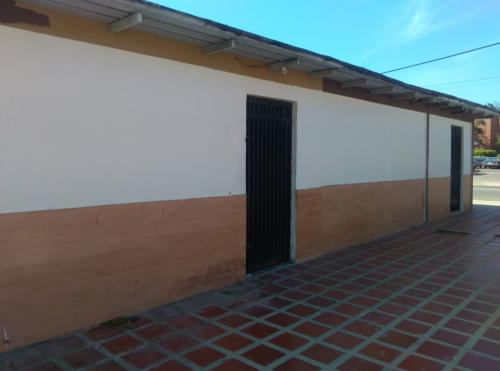 Se Alquila Local comercial en la Urb. Gran Marical