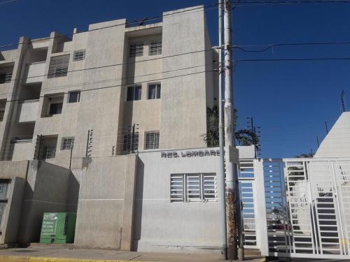 TE VENDO APART. EN AV GOAJIRA LLAMA YA.