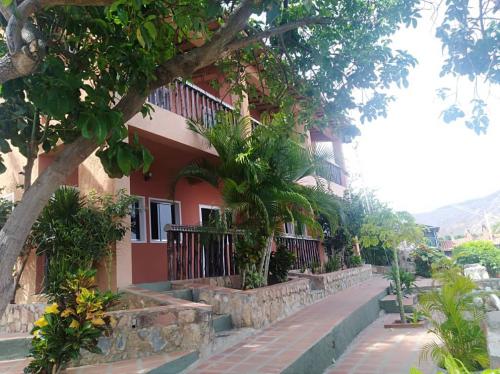 Se Vende Posada en Guaracayar (Edo. Sucre)