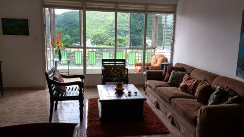 ¡Excelente Oportunidad en la Urb. Trigal Centro!